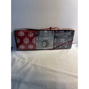 Gas Monkey Garage Mens‎ Crew Socks 3 Pair Set Novelty Snowflake Tire